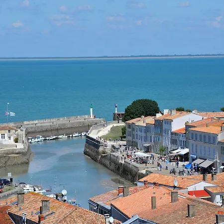 Pres Du Port De St-martin-de-re Avec Terrasse * Saint-Martin-de-Re