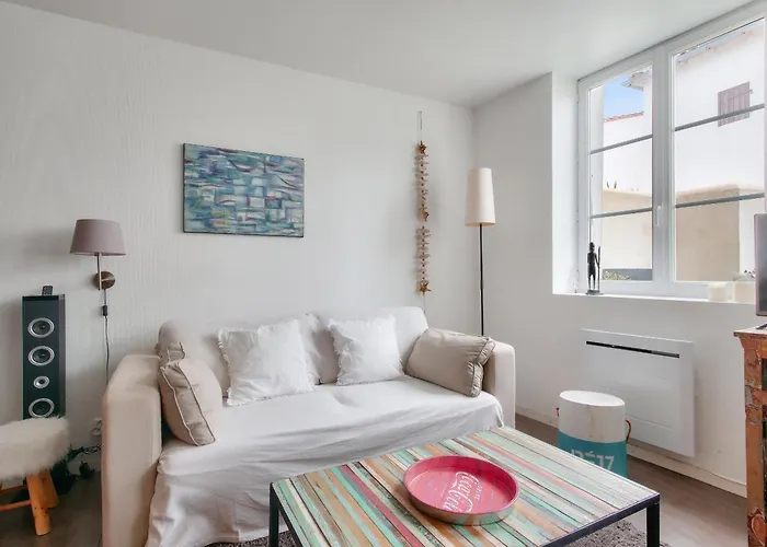 Pres Du Port De St-martin-de-re Avec Terrasse Apartament