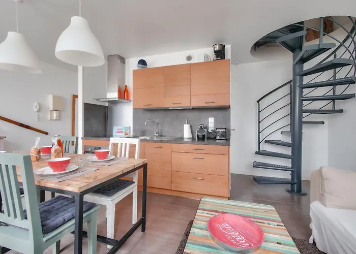 Pres Du Port De St-martin-de-re Avec Terrasse Saint-Martin-de-Ré